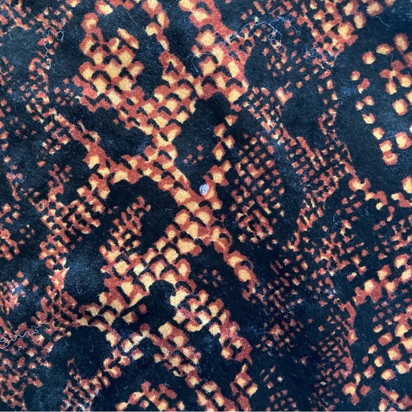 Vintage 90s Velvet Leopard Print Mini Dress 🐆 - Picture 5 of 6